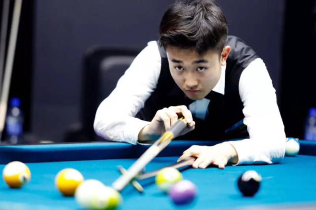 密切监控其 密切监控其