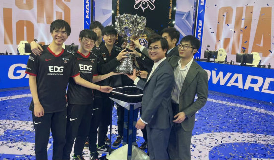 场大满贯开 场大满贯开