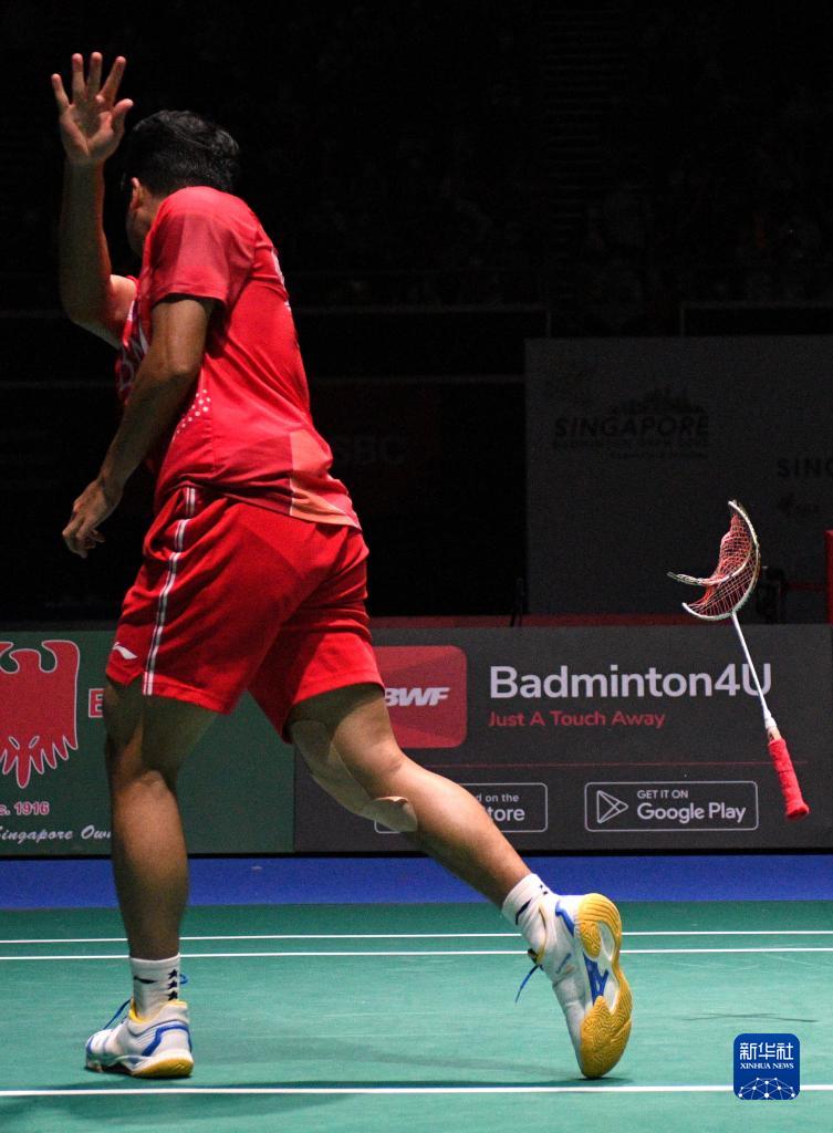 样在赛季中 样在赛季中