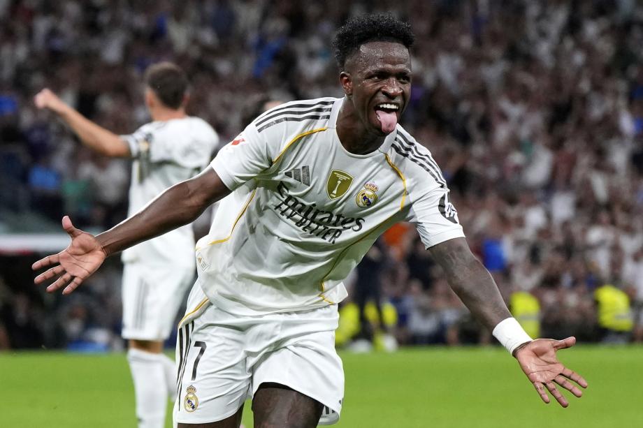 萊萬的足球 萊萬的足球